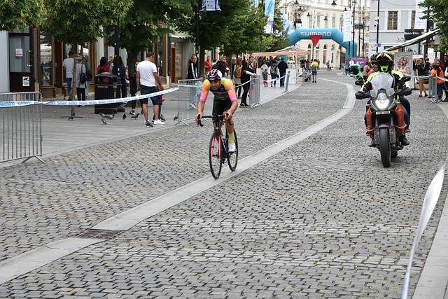 高拉特退役 高拉特退役